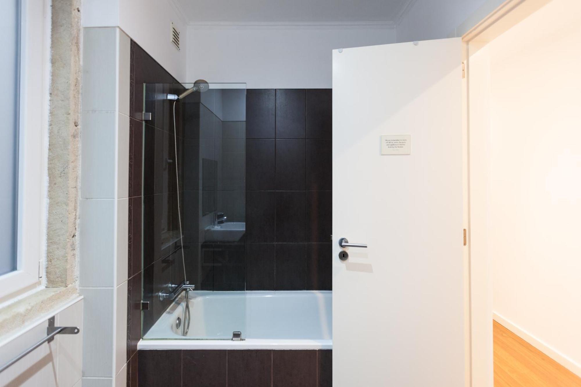 Flh Saldanha Spacious Apartment Lissabon